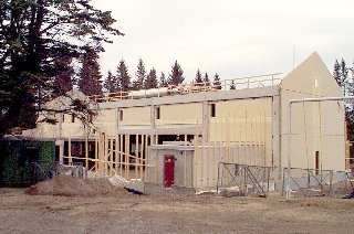 Narvan koulu huhtikuussa 98