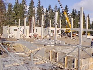 Narvan koulu maaliskuussa 98