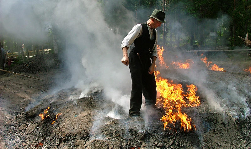 Tervahauta Narvan Markkinoilla v. 2005